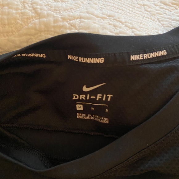 Nike Workout Tee - Picture 2 of 2